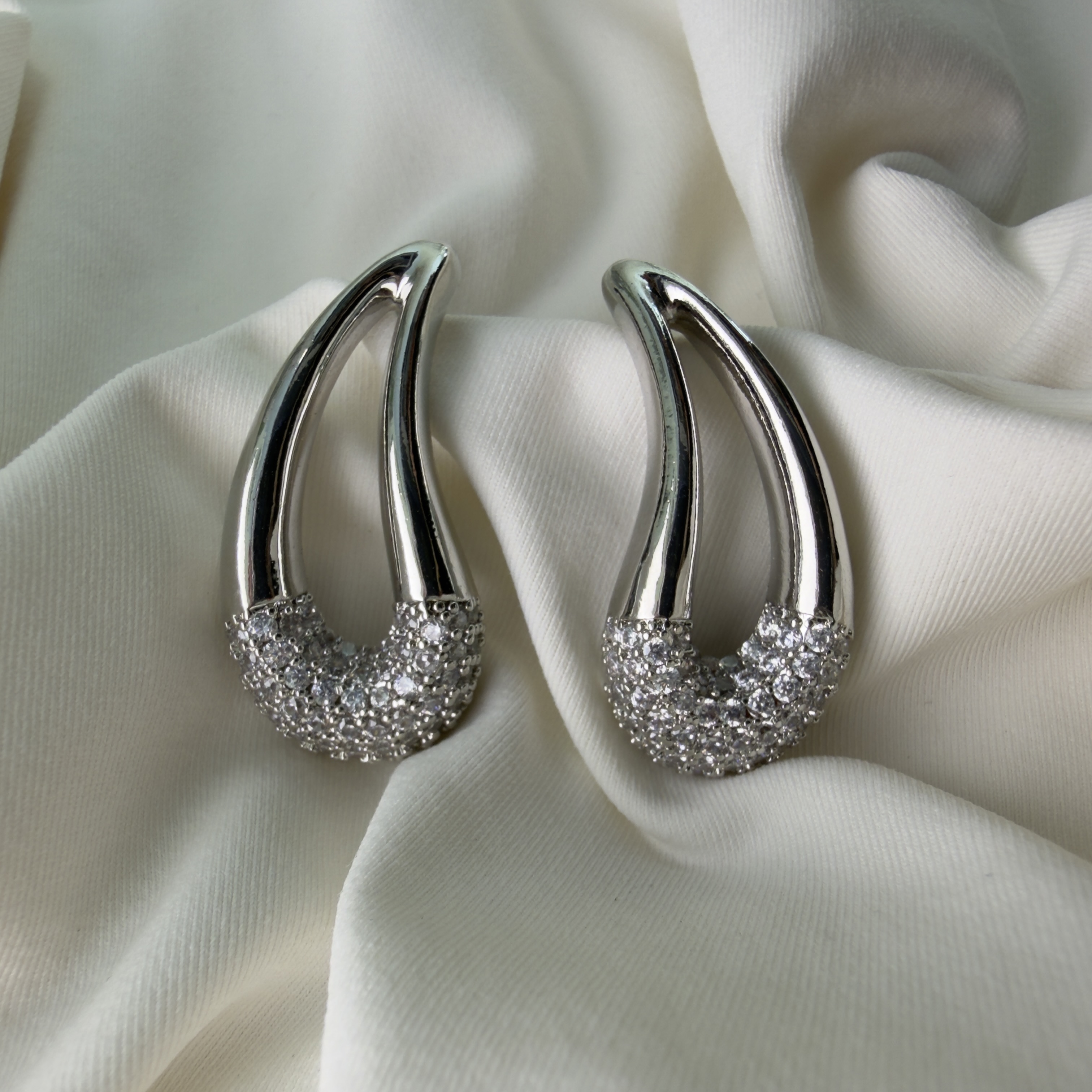 Brinco Gota Glam Prata
