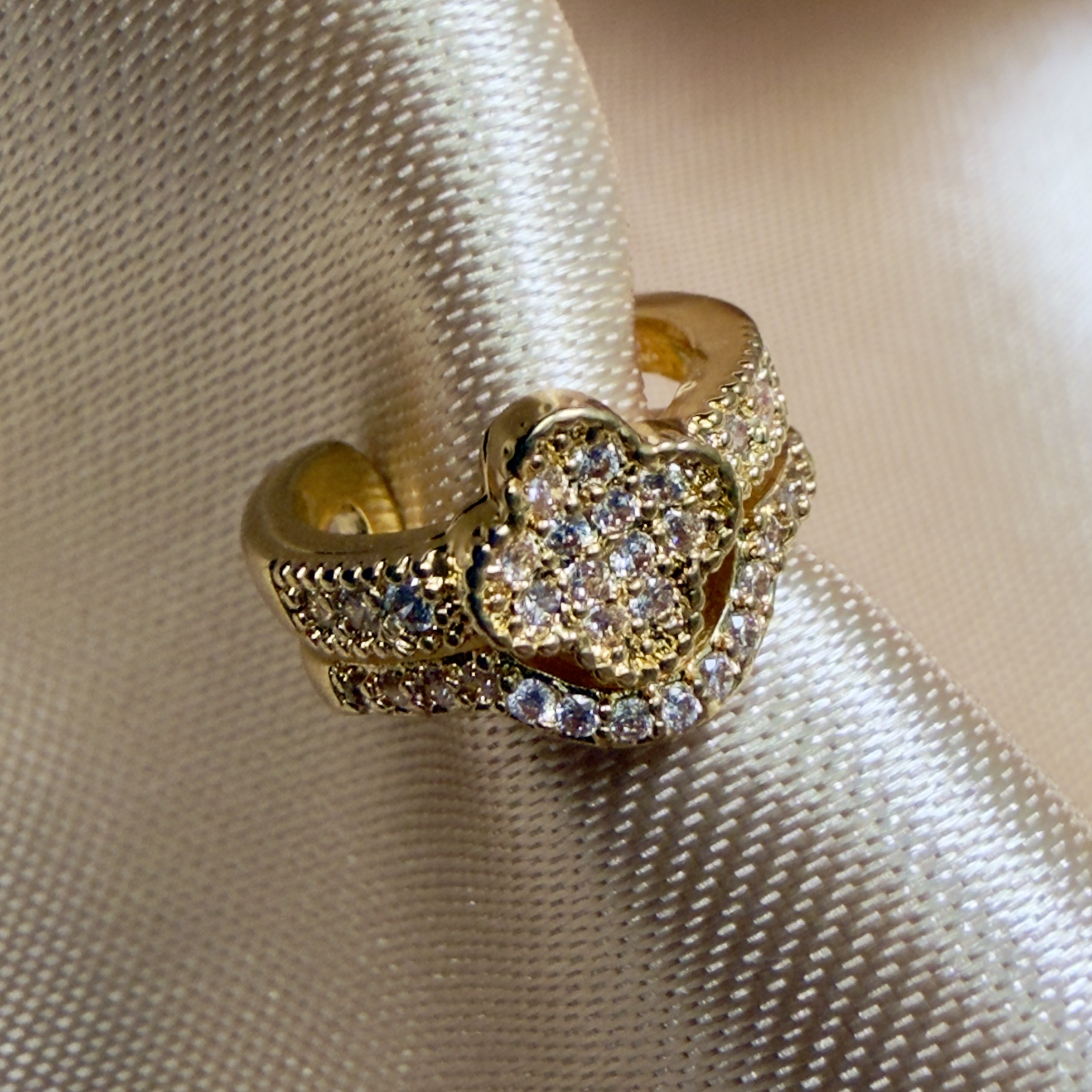 Piercing Fake Flower Dourado